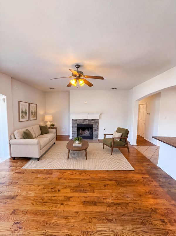 Property photo 3 of 2184 Stuttgart Dr
