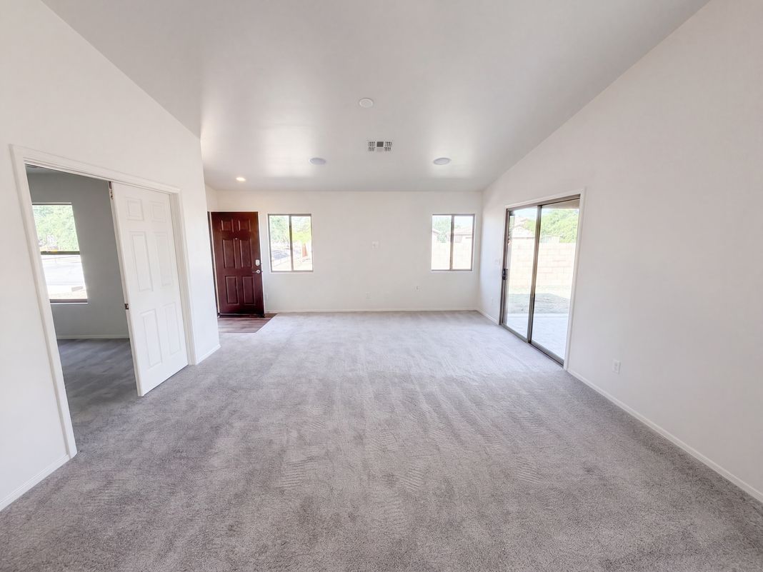Property photo 3 of 6550 W Wolf Valley Way