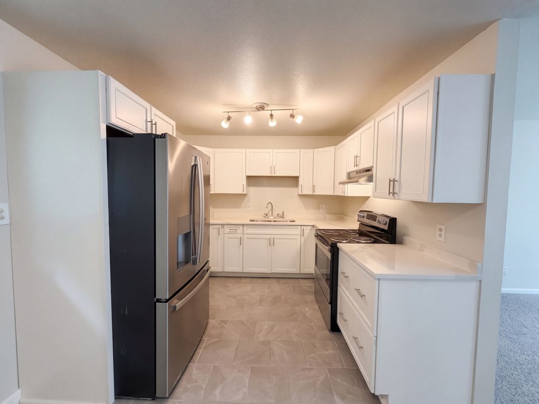 Property photo 3 of 422 Pearson Dr