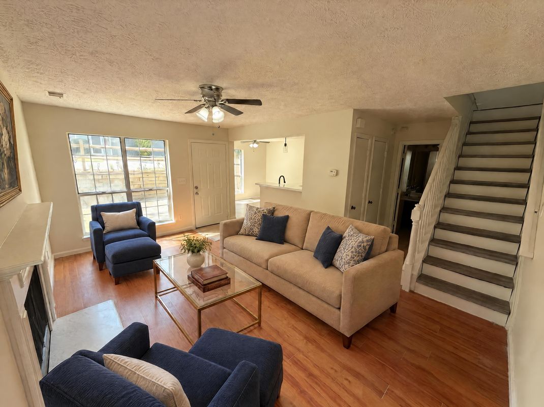 Property photo 3 of 1079 Brittwood Pl