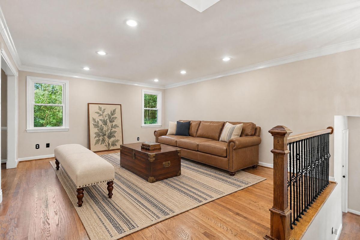 Property photo 3 of 8706 Braeburn Dr
