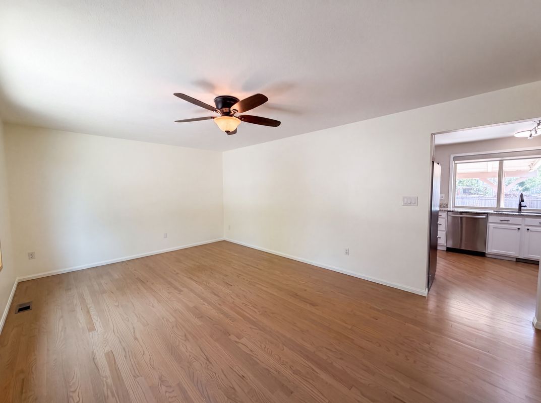 Property photo 3 of 7160 Van Gordon St