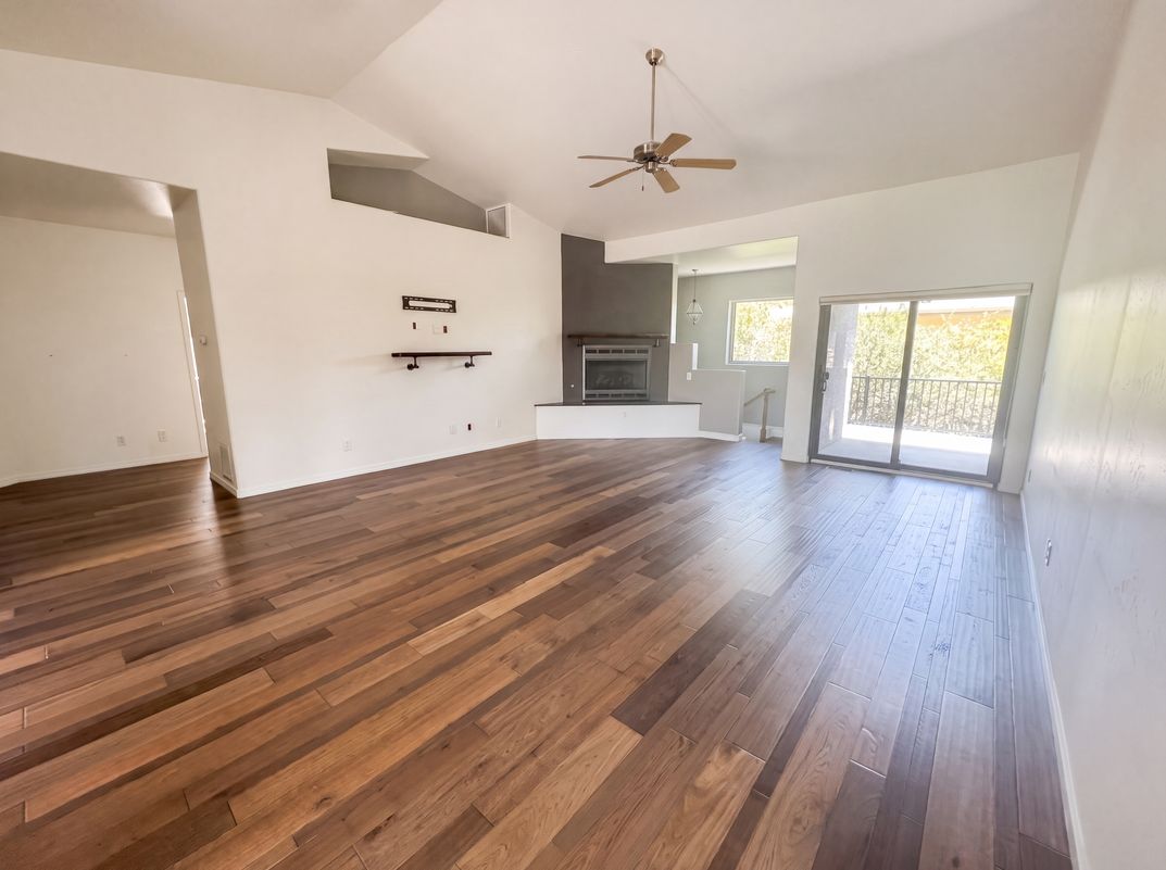Property photo 3 of 1349 Sierry Peaks Dr