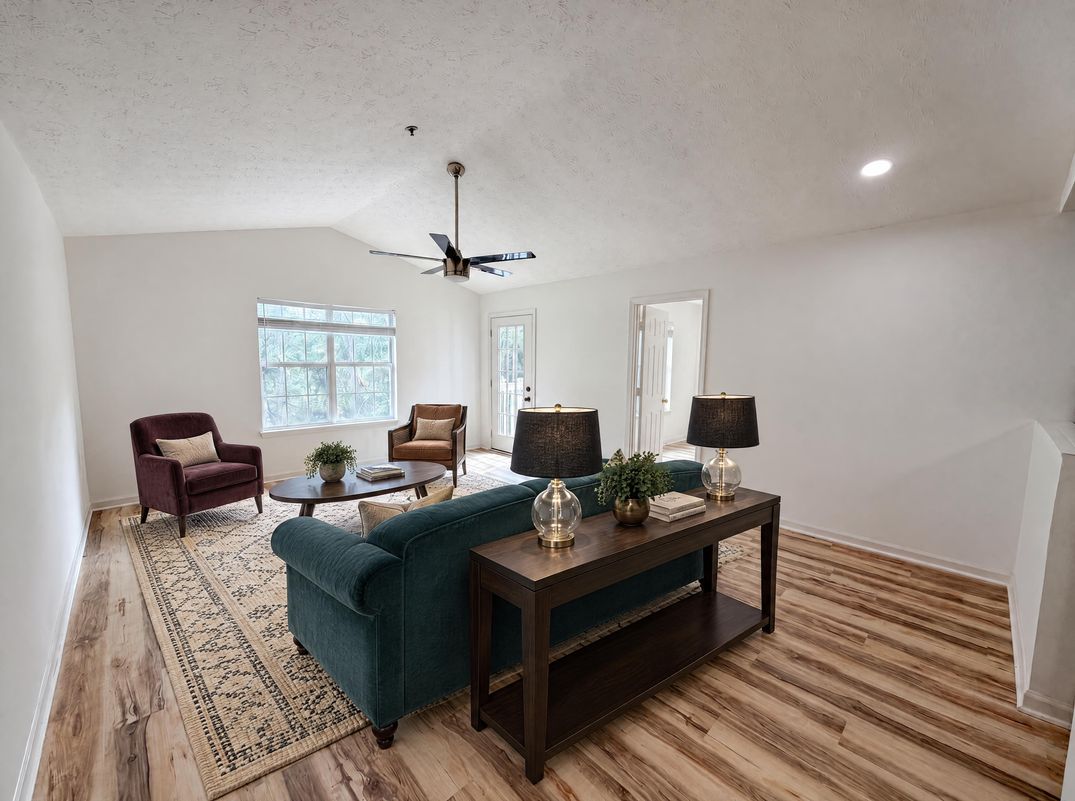 Property photo 3 of 131 Bentley Pl
