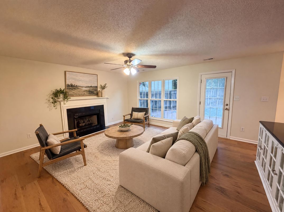 Property photo 2 of 3737 Winterberry Ct NW