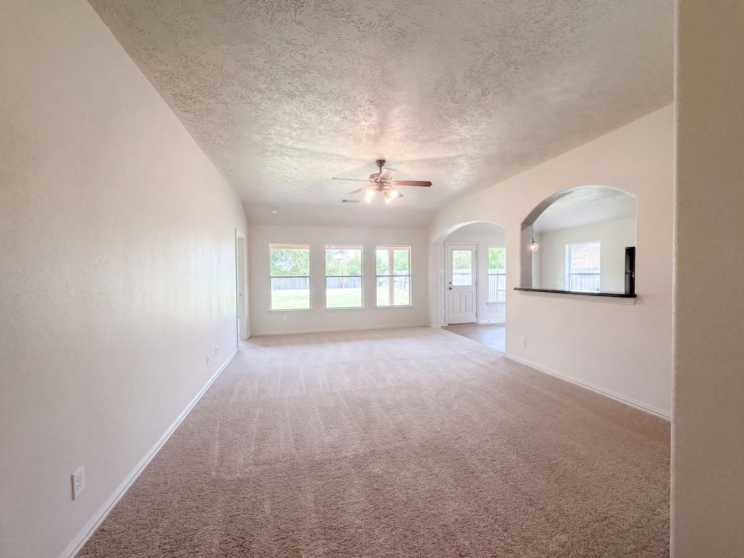 Property photo 3 of 7118 Sunrise Dr