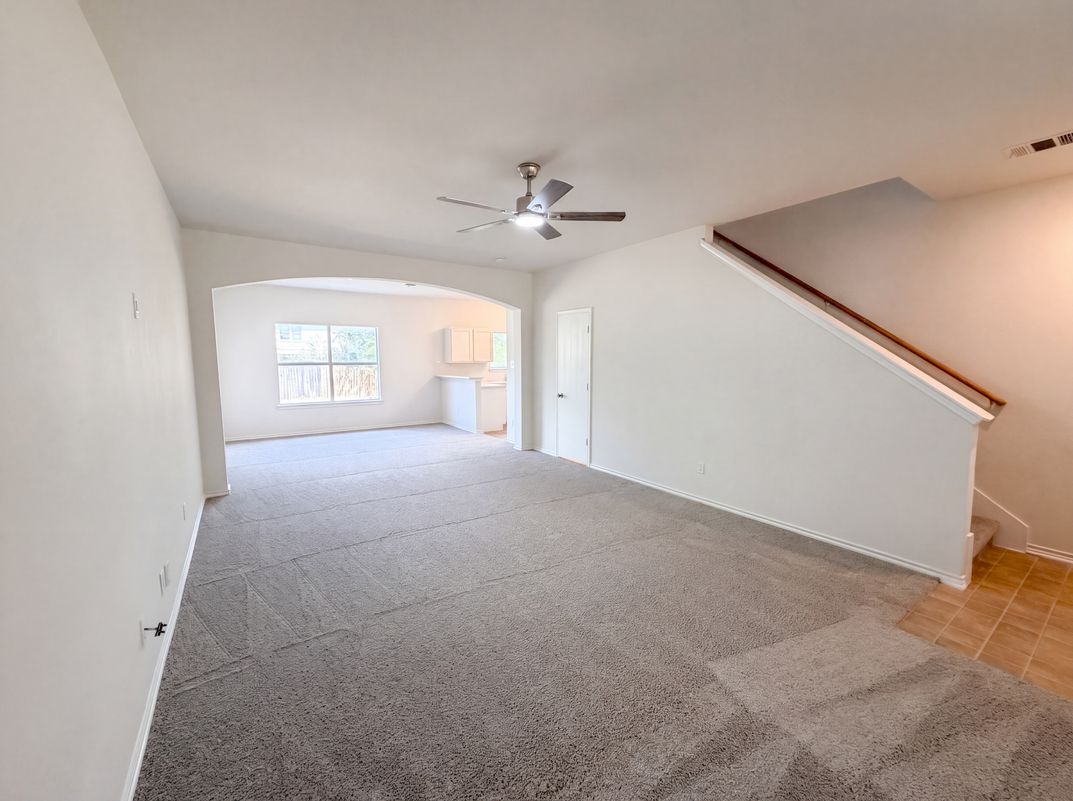 Property photo 3 of 710 Encanto Dr