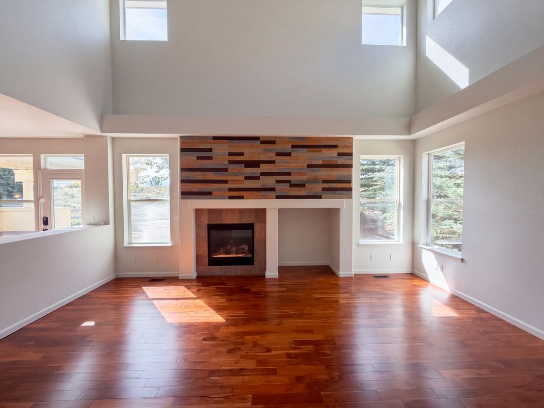 Property photo 3 of 660 Stonemont Ct