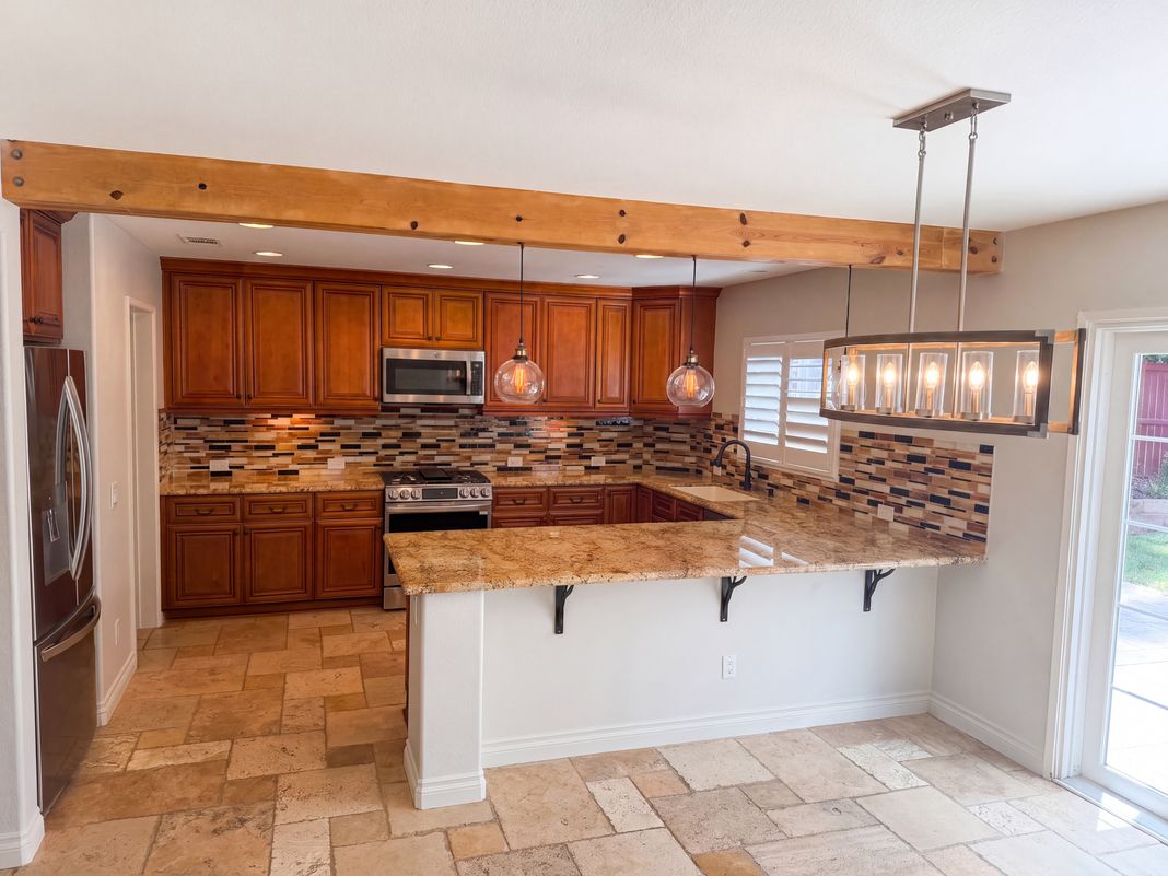 Property photo 2 of 5105 Mendip St