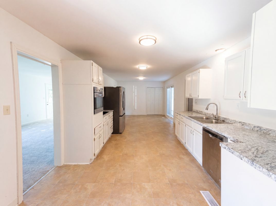 Property photo 2 of 2205 Adair Dr