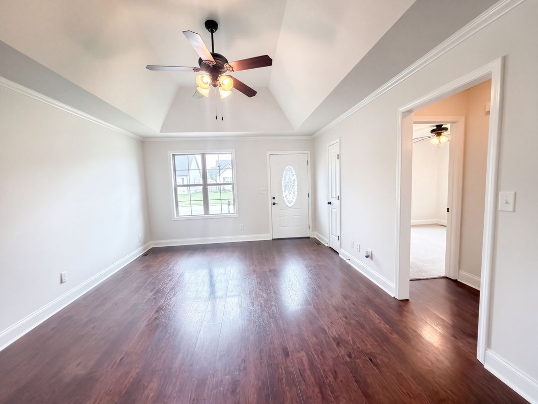 Property photo 3 of 671 Fox Trail Ct