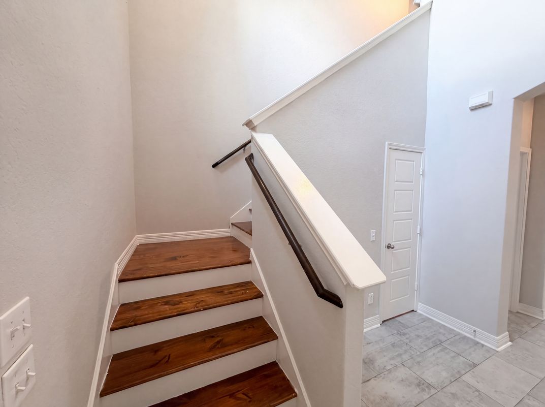 Property photo 3 of 3513 Nuhn Way