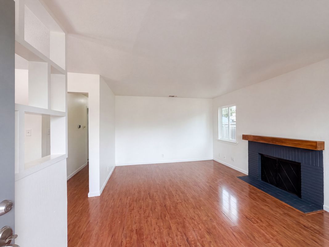 Property photo 3 of 7550 Tamoshanter Way