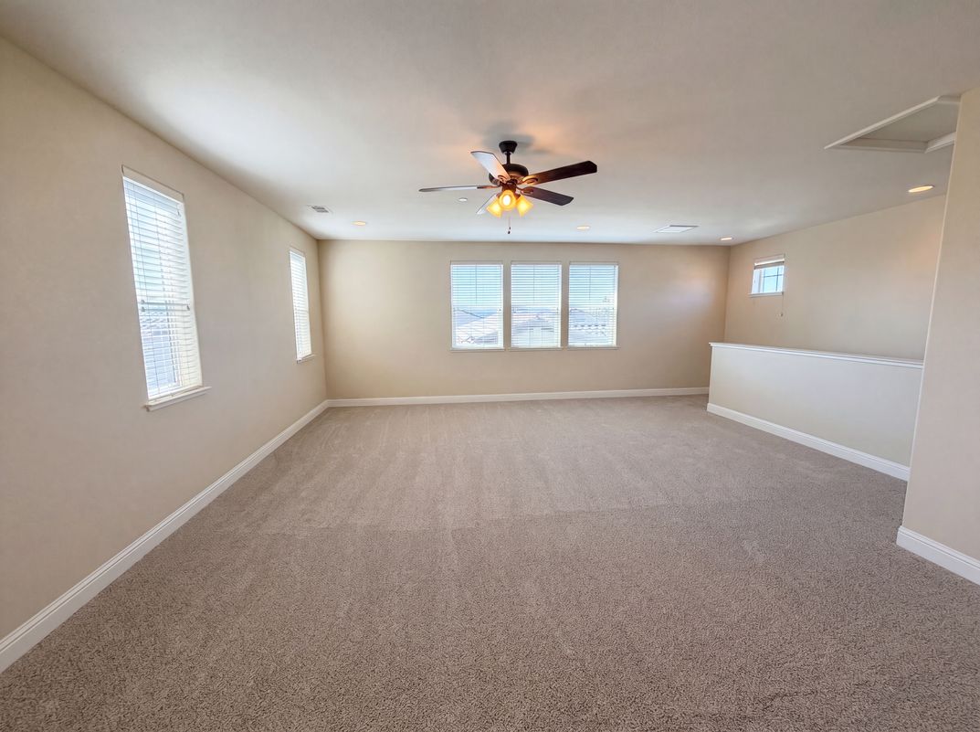 Property photo 3 of 3087 Vittoria Loop