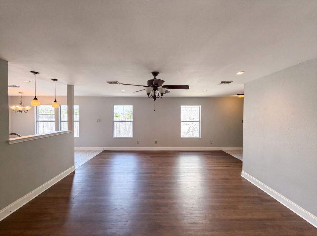 Property photo 3 of 5244 New Castleton Ln
