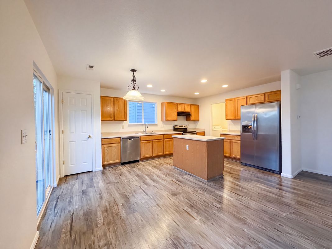 Property photo 2 of 10590 Butte Dr