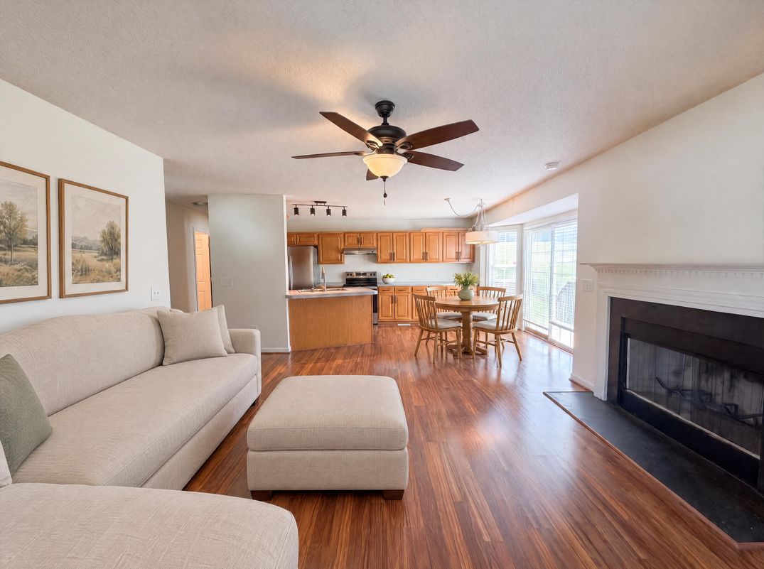 Property photo 3 of 4635 Leprechaun Ln