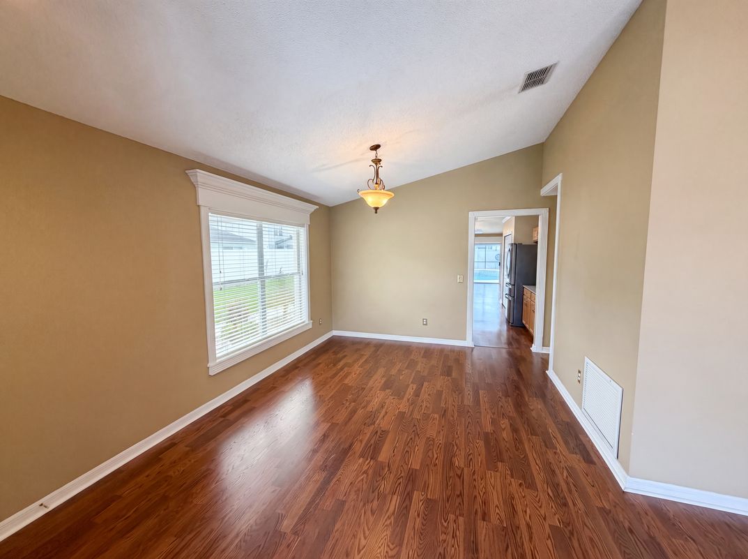 Photo 9 of 31 of 3788 Seminole Dr, Orlando, FL
