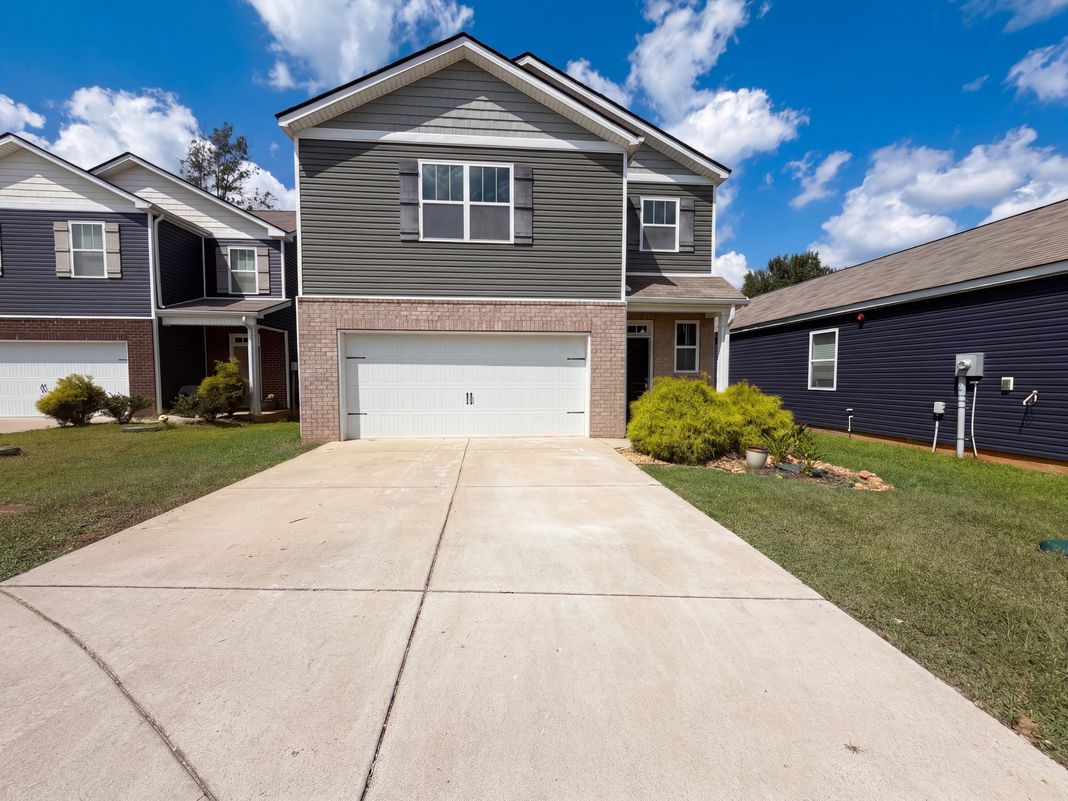 Property photo 1 of 620 Spangler Ln