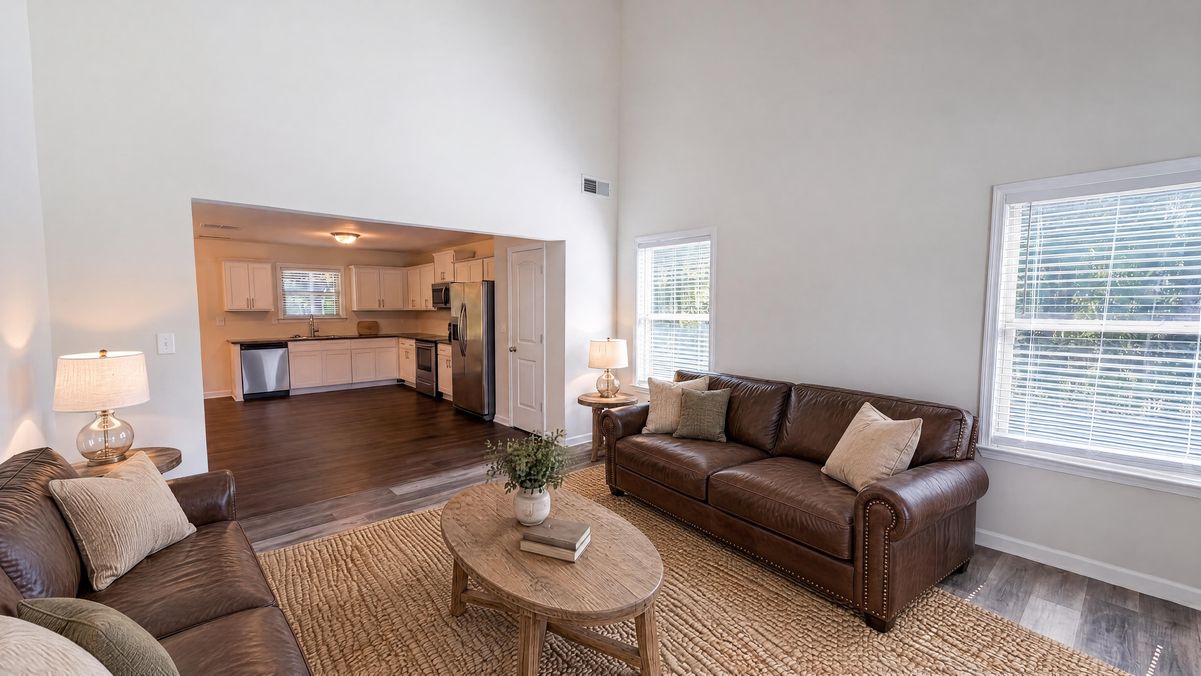 Property photo 3 of 90 Ascott Trce