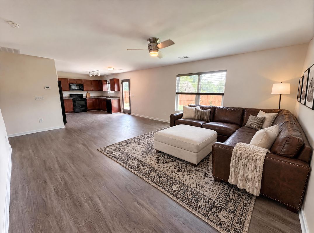 Property photo 3 of 719 Cannonsburg Dr