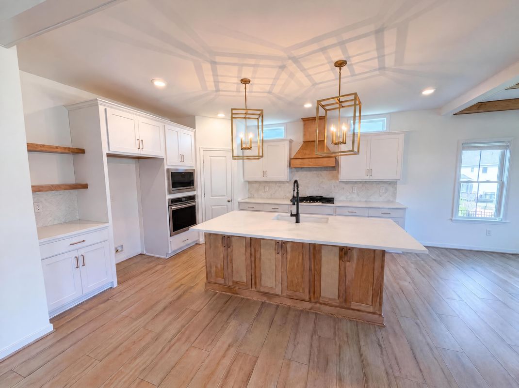 Property photo 2 of 6813 Cove Creek Ct