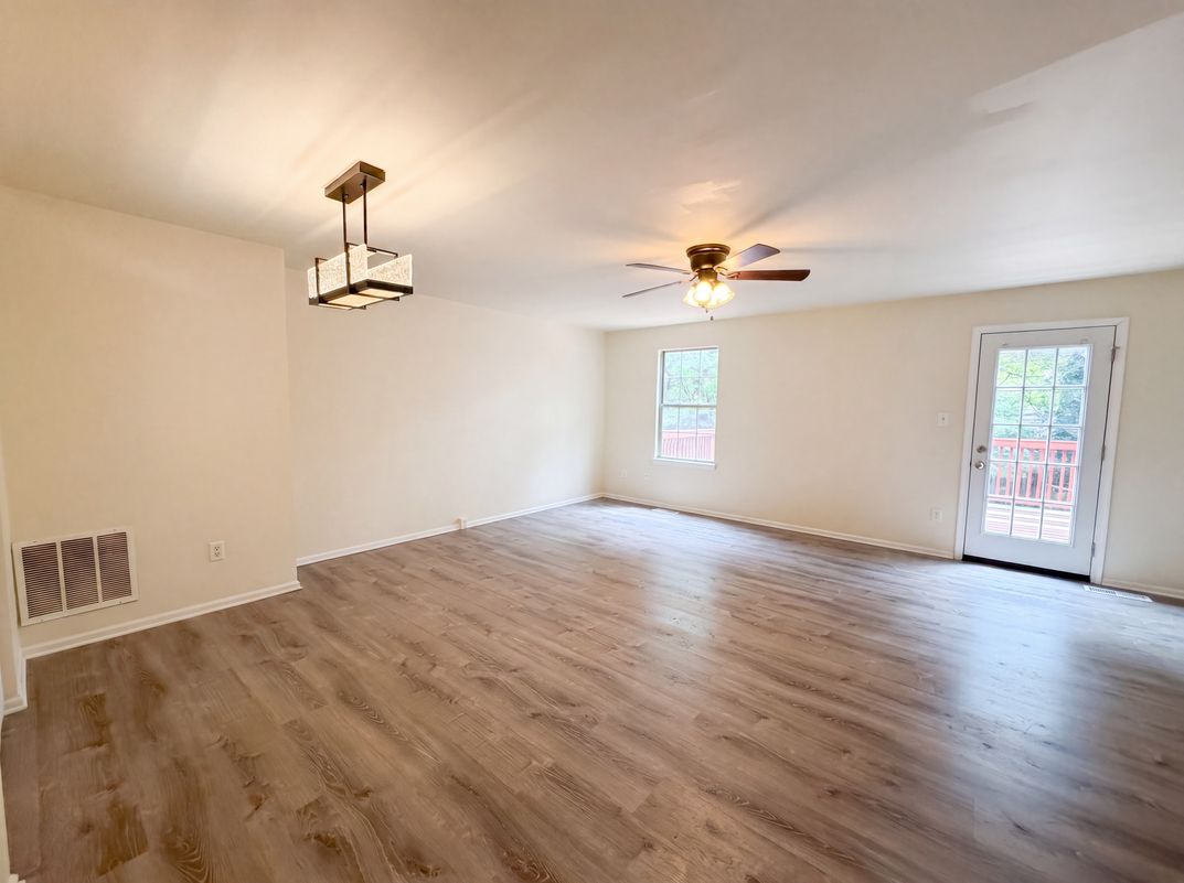 Property photo 3 of 8641 Centerton Ln