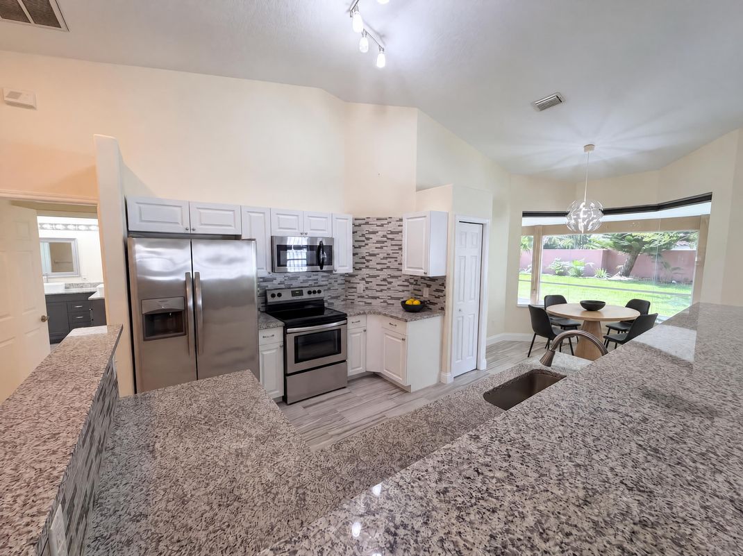 Property photo 2 of 771 Sandhill Crane Ct