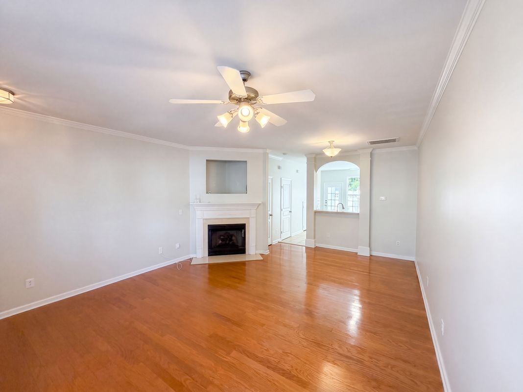 Property photo 3 of 7839 Spungold St