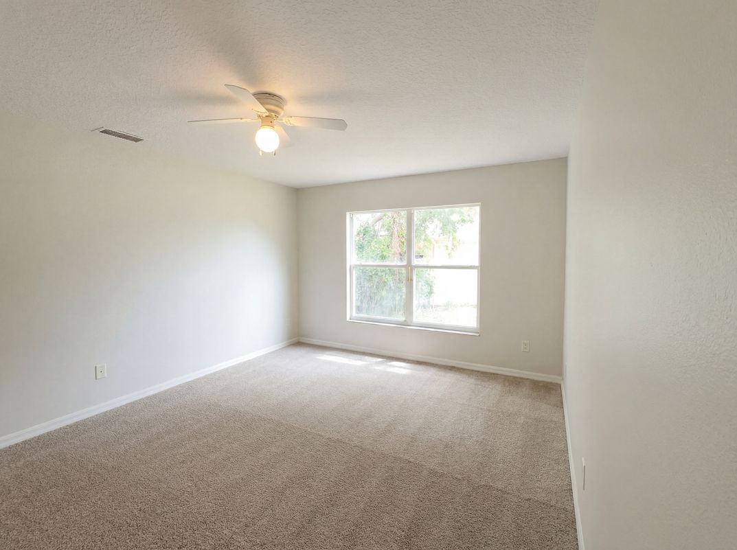 Photo 11 of 24 of 1021 Dekleva Dr, Apopka, FL