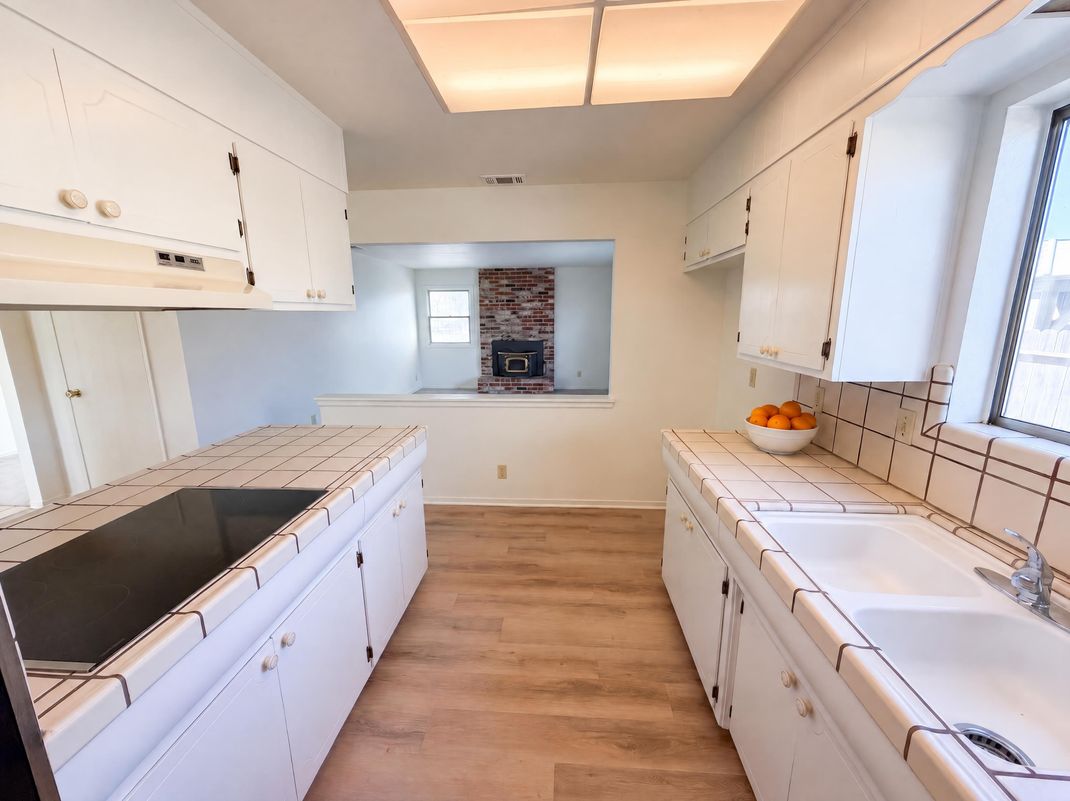 Property photo 2 of 1372 Ruffino Ct
