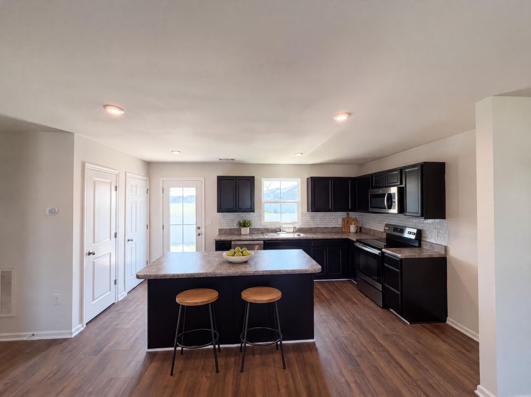 Property photo 2 of 949 Blue Ash Way