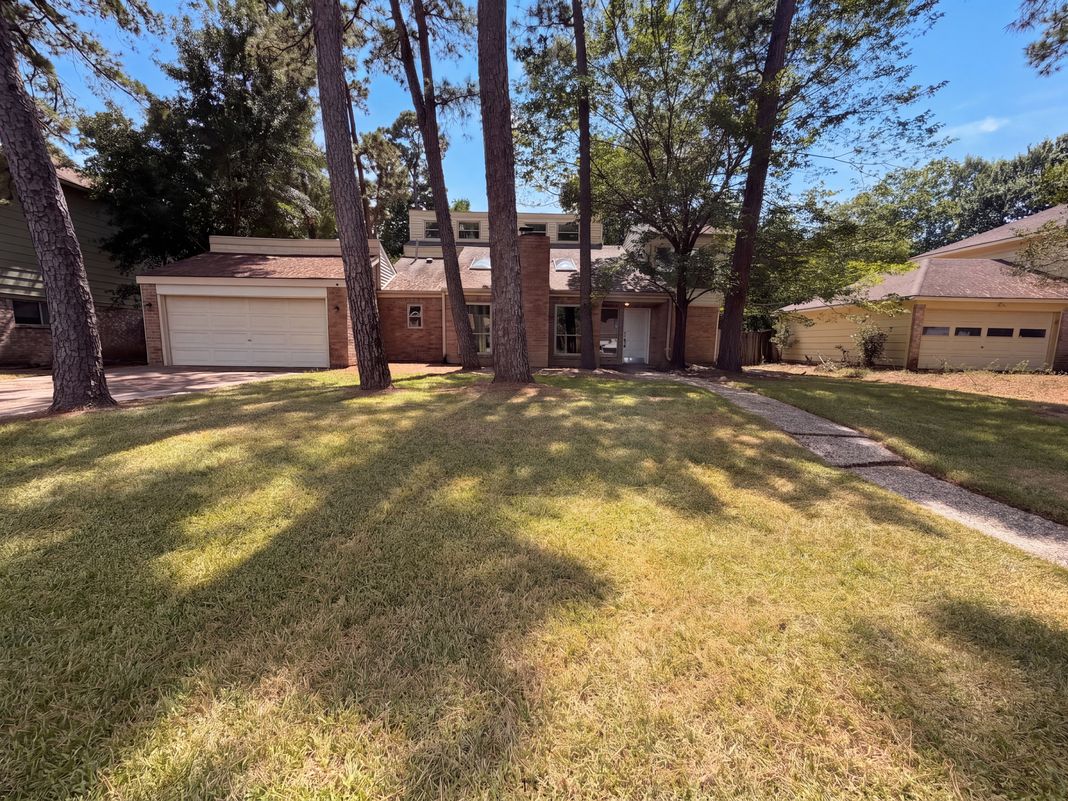Property photo 1 of 18107 Fireside Dr