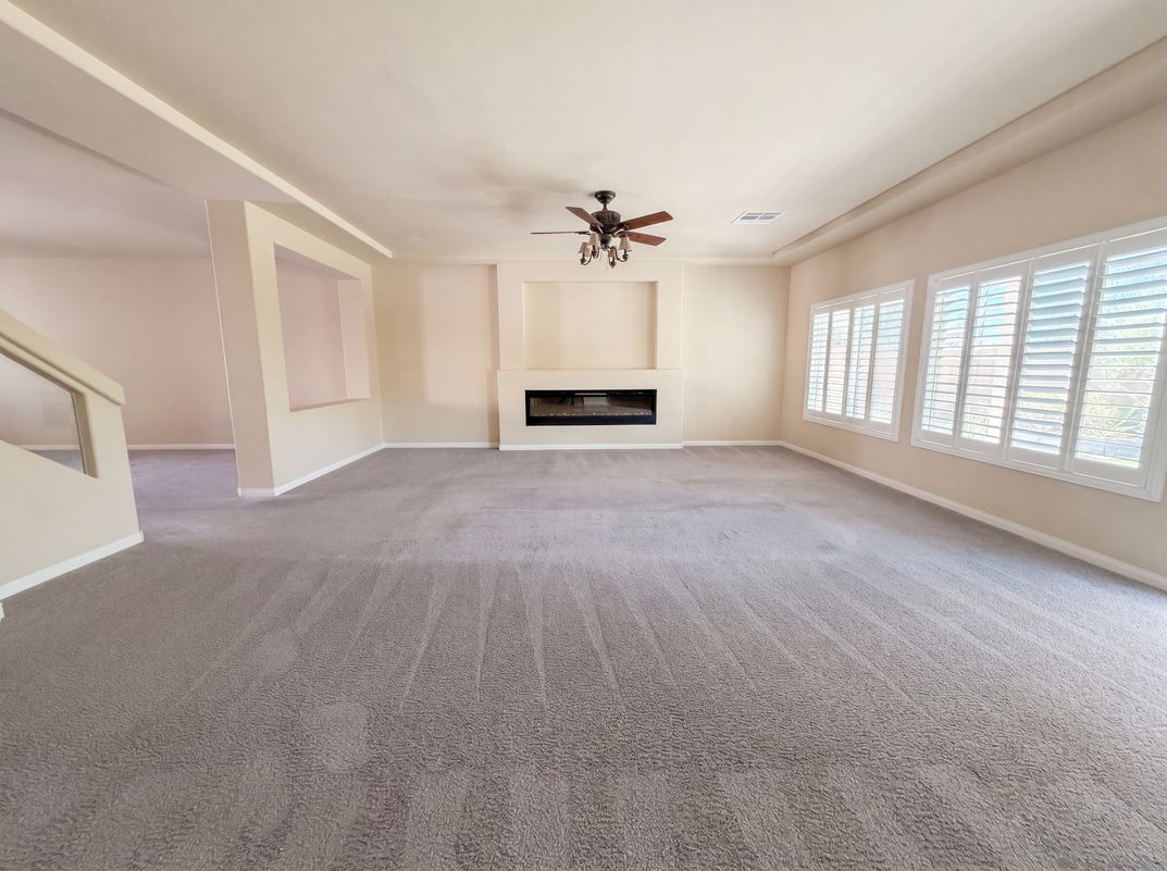 Property photo 3 of 5513 Perry Creek St