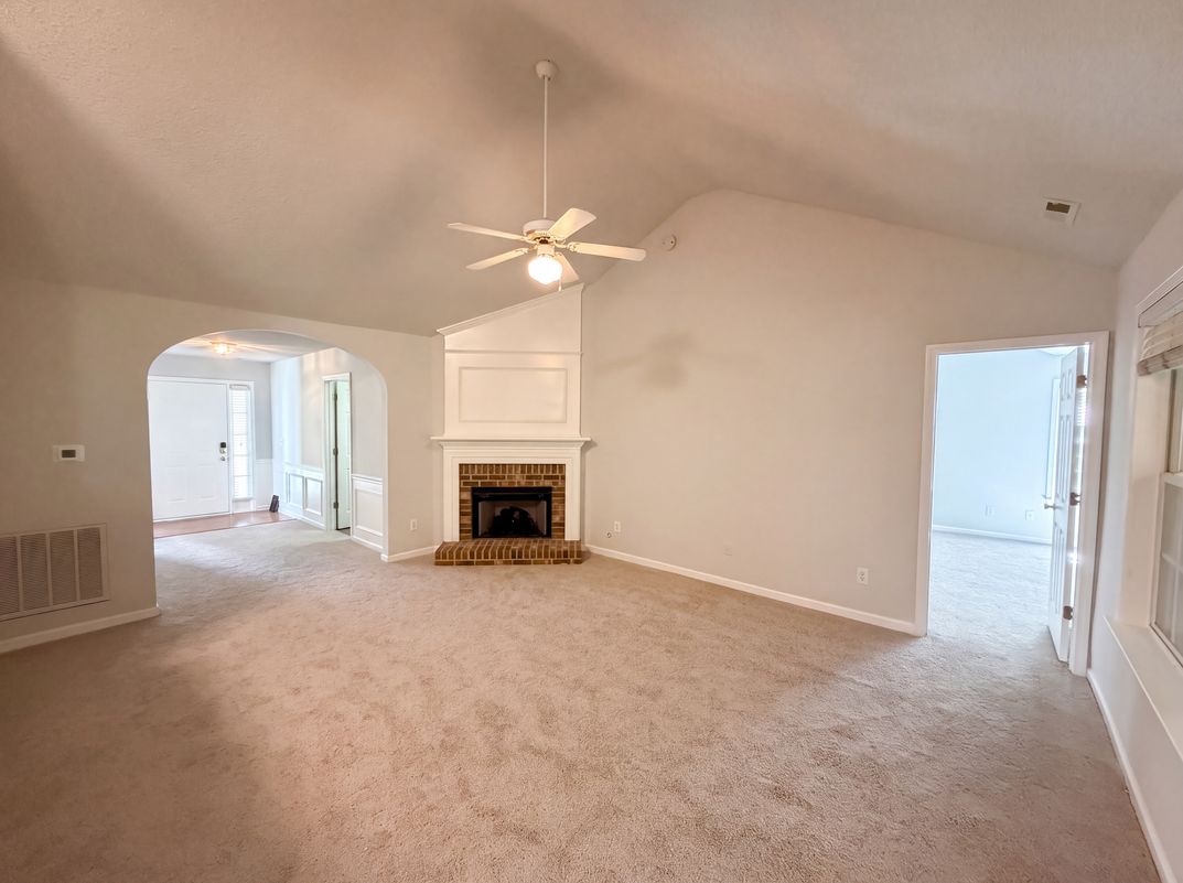 Property photo 3 of 4536 Drewbridge Way