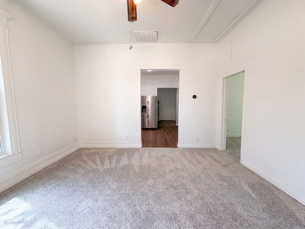 Property photo 3 of 1216 Bessie St