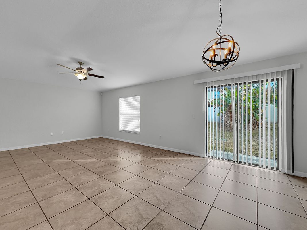 Property photo 3 of 10113 Rosemary Leaf Ln