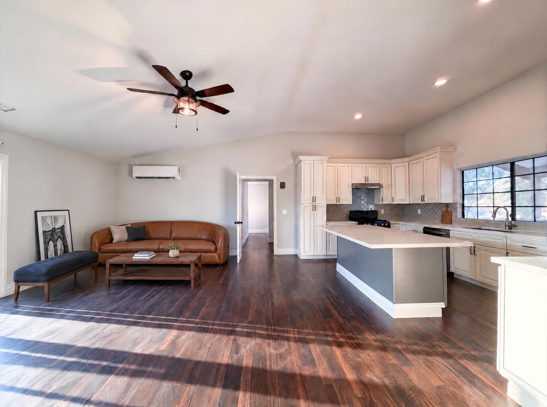 Property photo 3 of 1401 60th St W