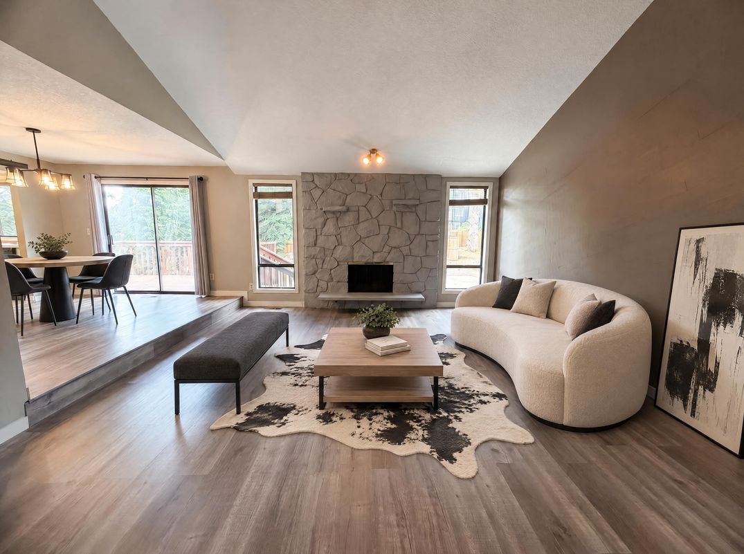 Property photo 3 of 4246 Spring Rock Cir