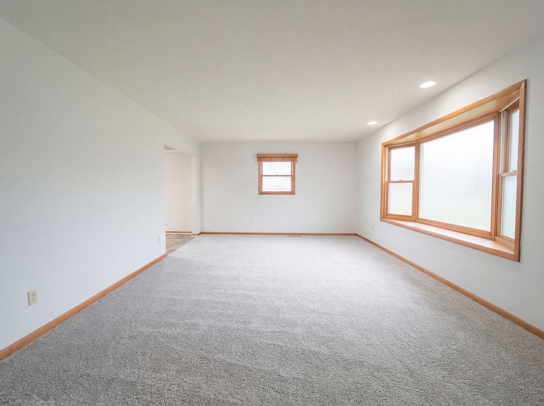 Property photo 3 of 20710 Miller Ave