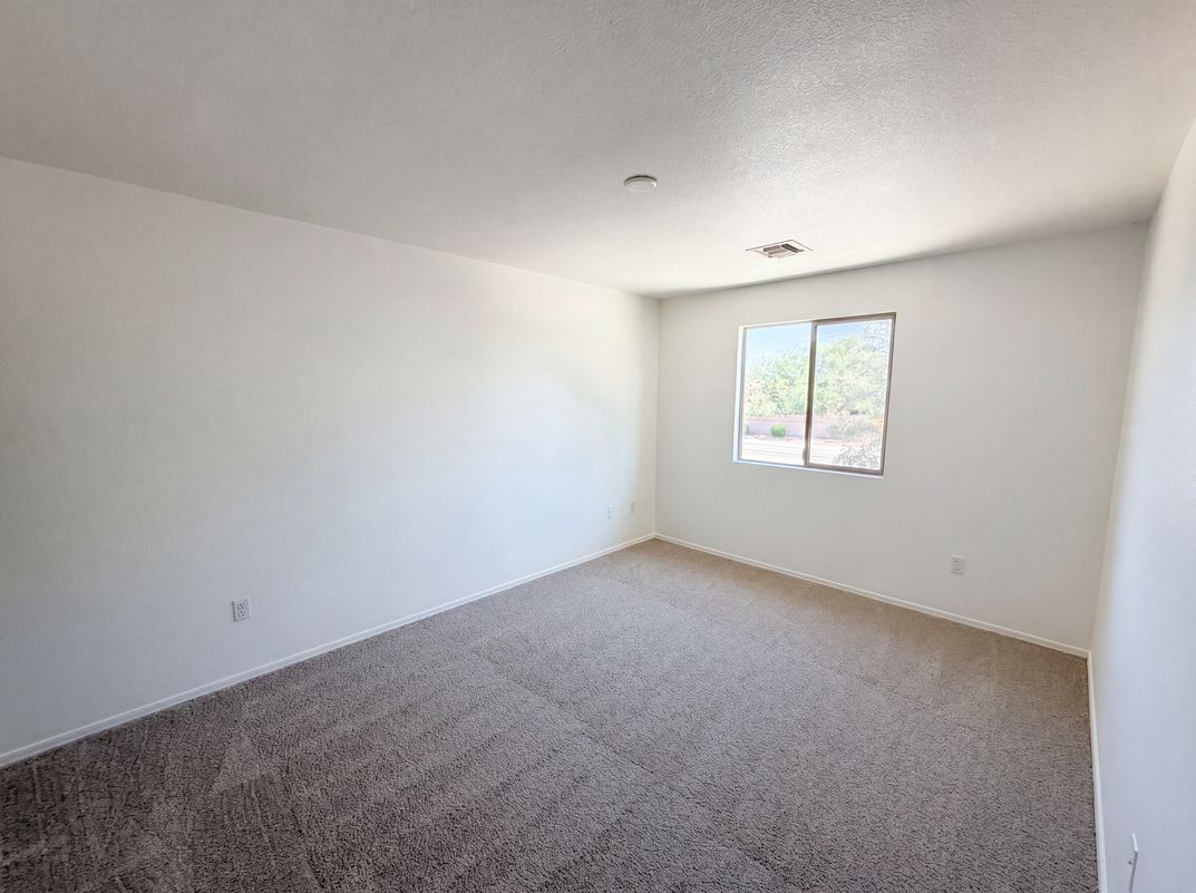 Photo 15 of 27 of 11244 W Massey Dr, Marana, AZ