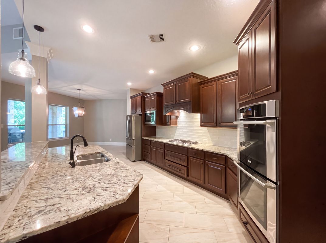 Property photo 2 of 31403 Imperial Bluff Ct