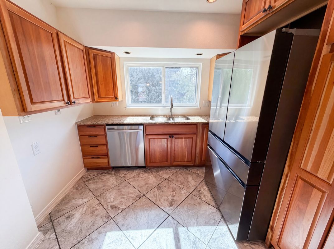 Property photo 2 of 10330 E Weaver Pl