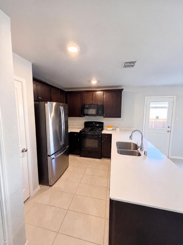 Property photo 2 of 3617 Harper St