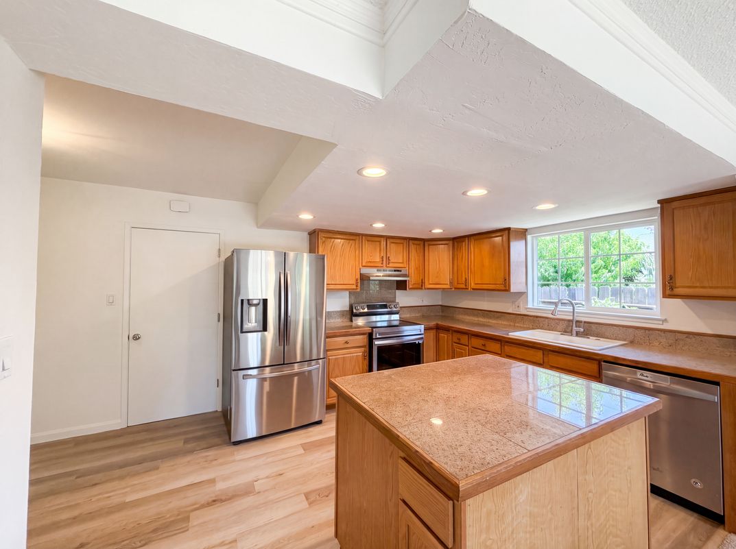 Property photo 2 of 7007 Ursa Pkwy