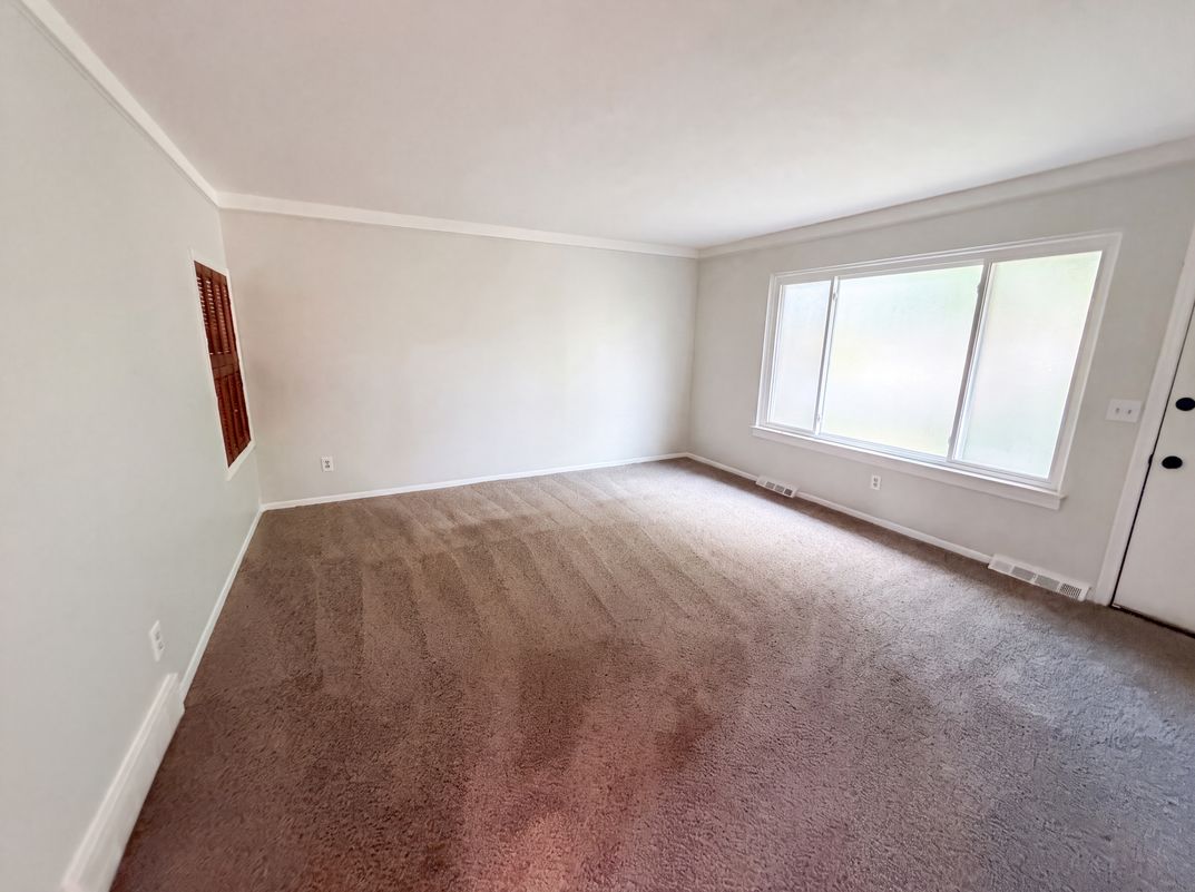 Property photo 3 of 4920 Cass Elizabeth Rd