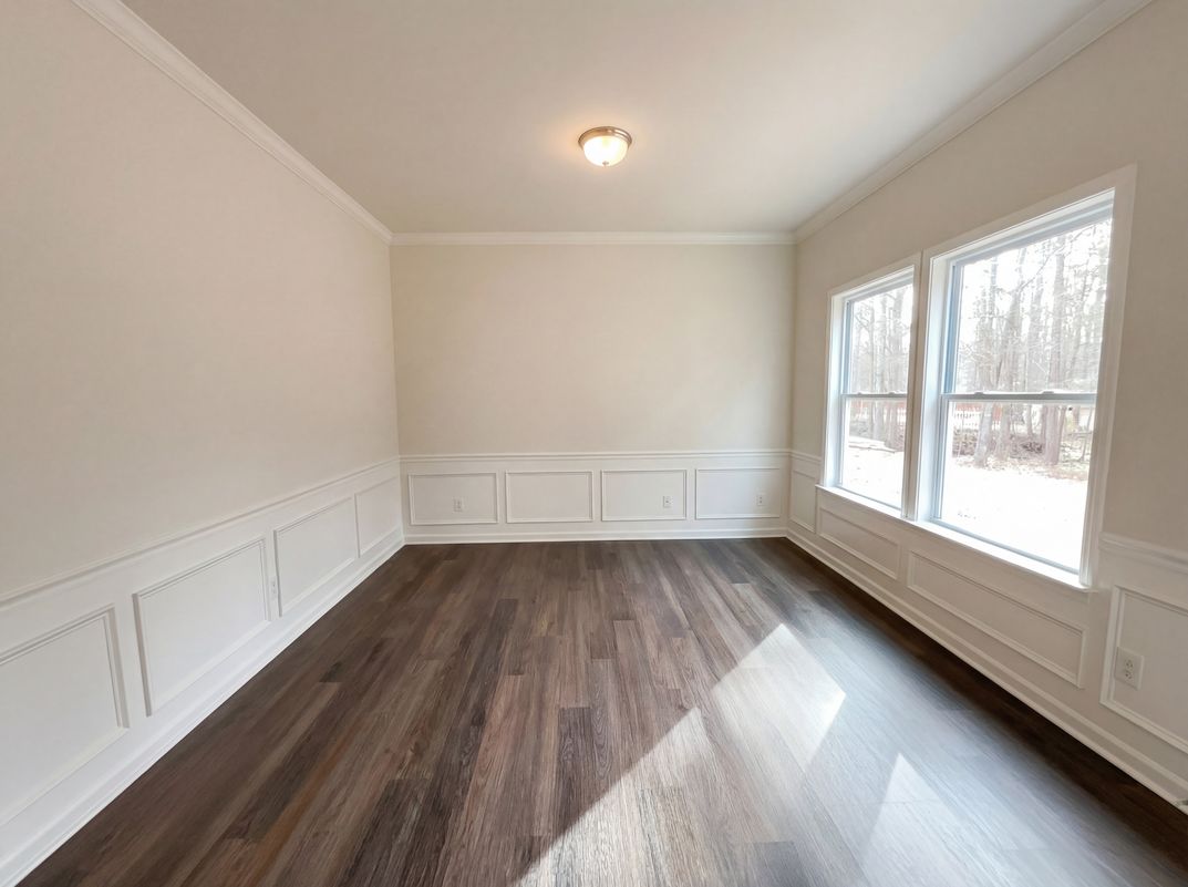 Property photo 3 of 127 Emily Crest Ln
