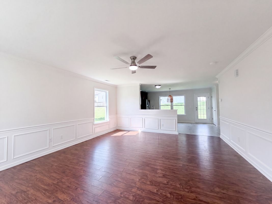 Property photo 3 of 164 Altondale Dr