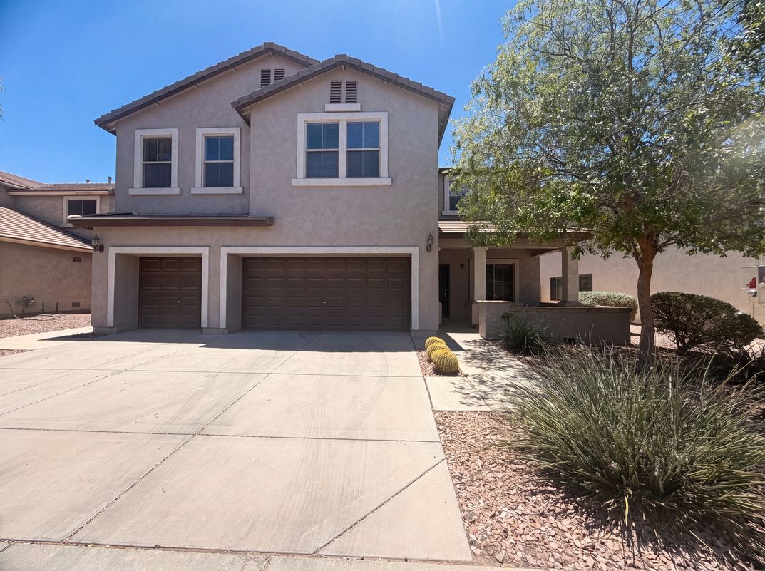 Property photo 1 of 7533 W Rushmore Way