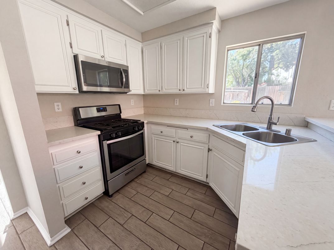 Property photo 2 of 4256 Trenton Ave
